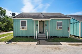 311 9th St N - Photo 1 of 1