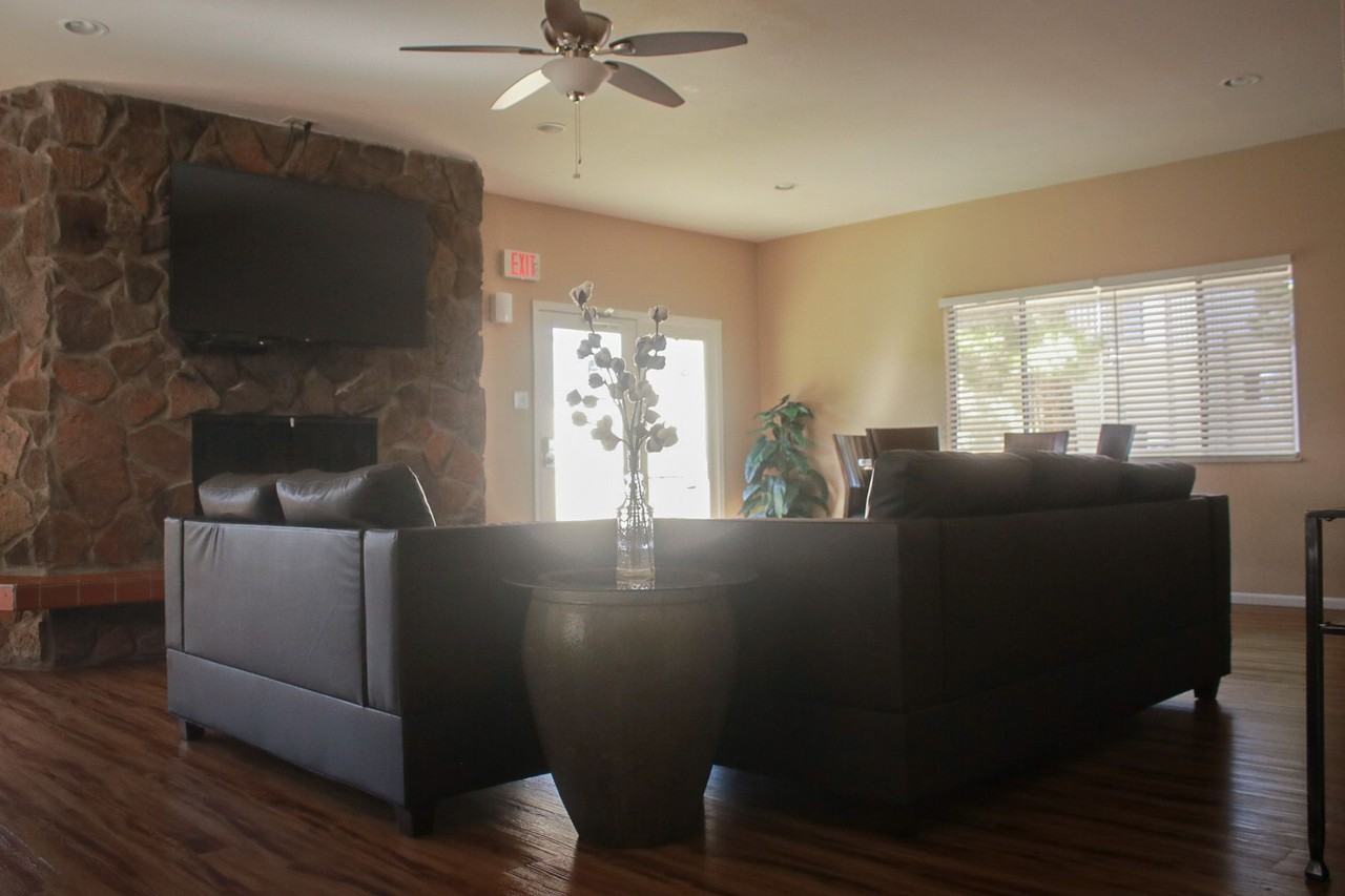 Grand West at Covington - Photo 5 of 36