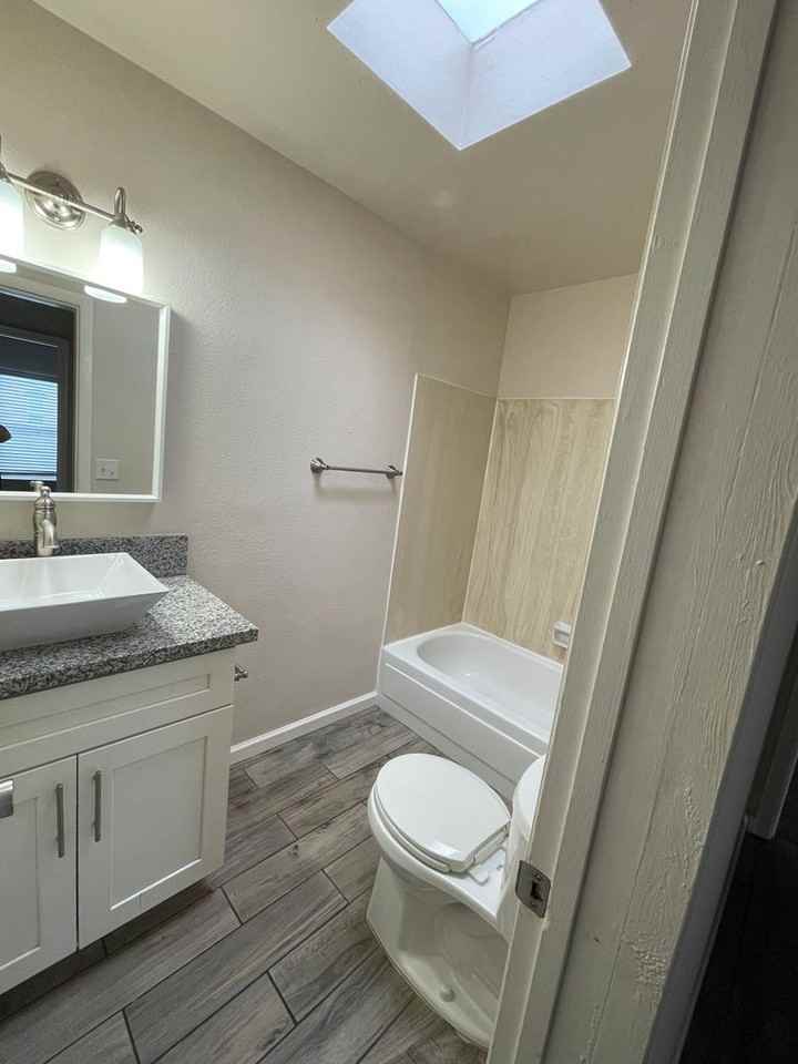 3062 N Edith Blvd - Photo 4 of 10