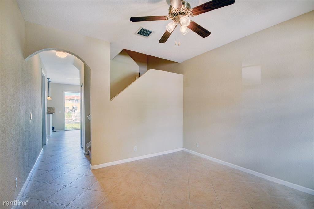 7318 Briella Dr - Photo 3 of 8