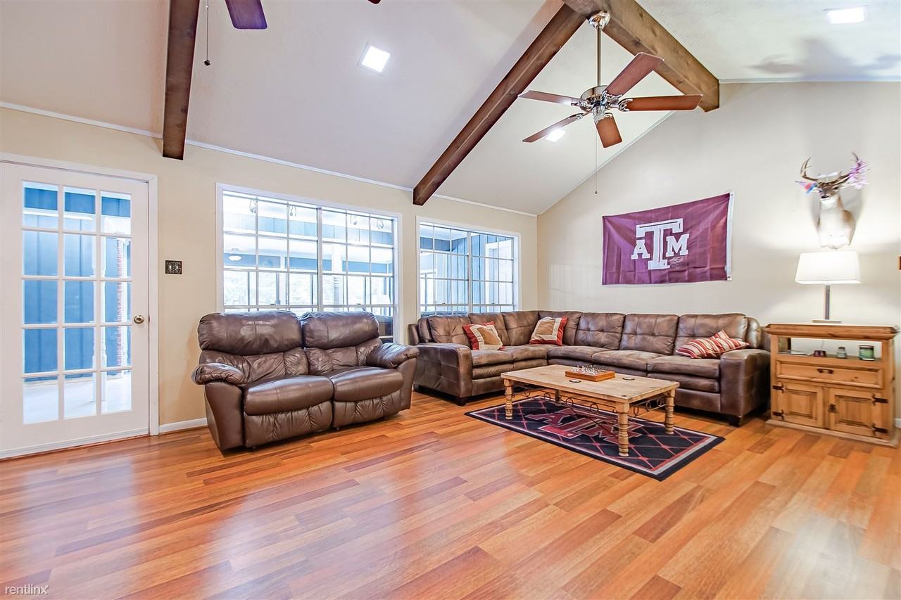 1102 Guadalupe Dr - Photo 3 of 25