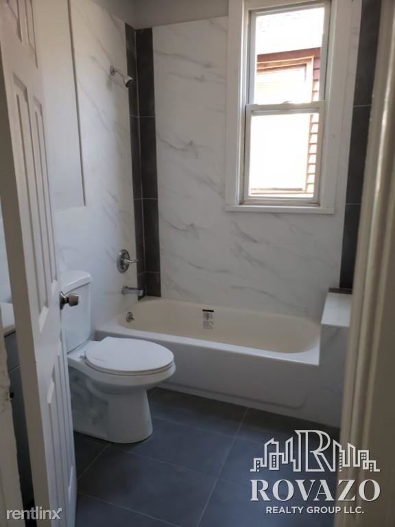 827 S 14th St - Photo 2 of 9