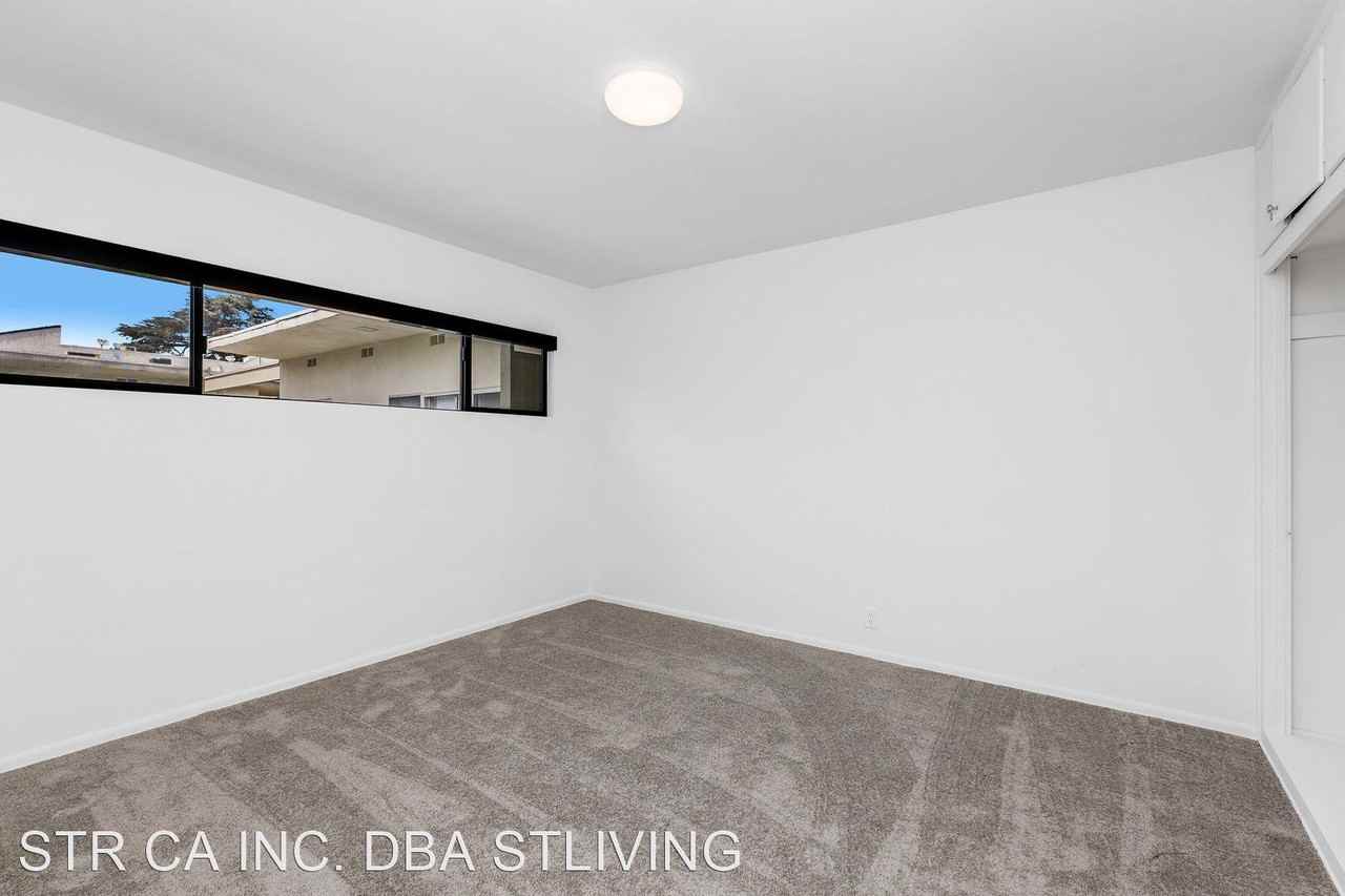 Live in one of the best locations in Los Angeles - Hollywood Hills - Photo 2 of 13