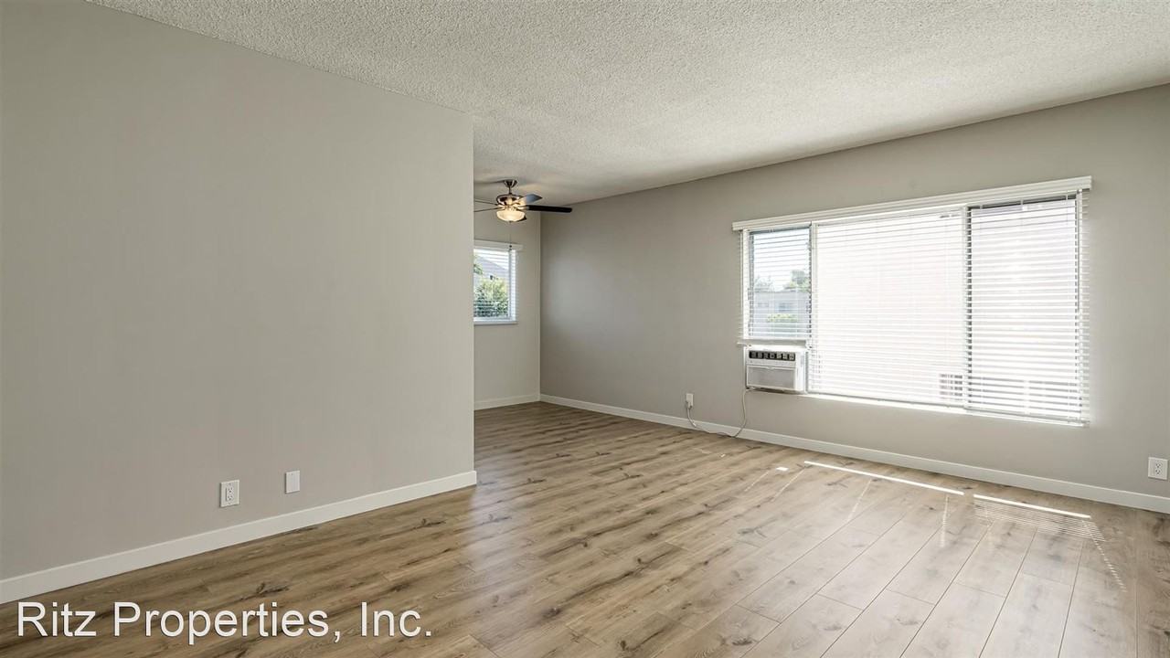 5917 Chula Vista Way - Photo 2 of 9