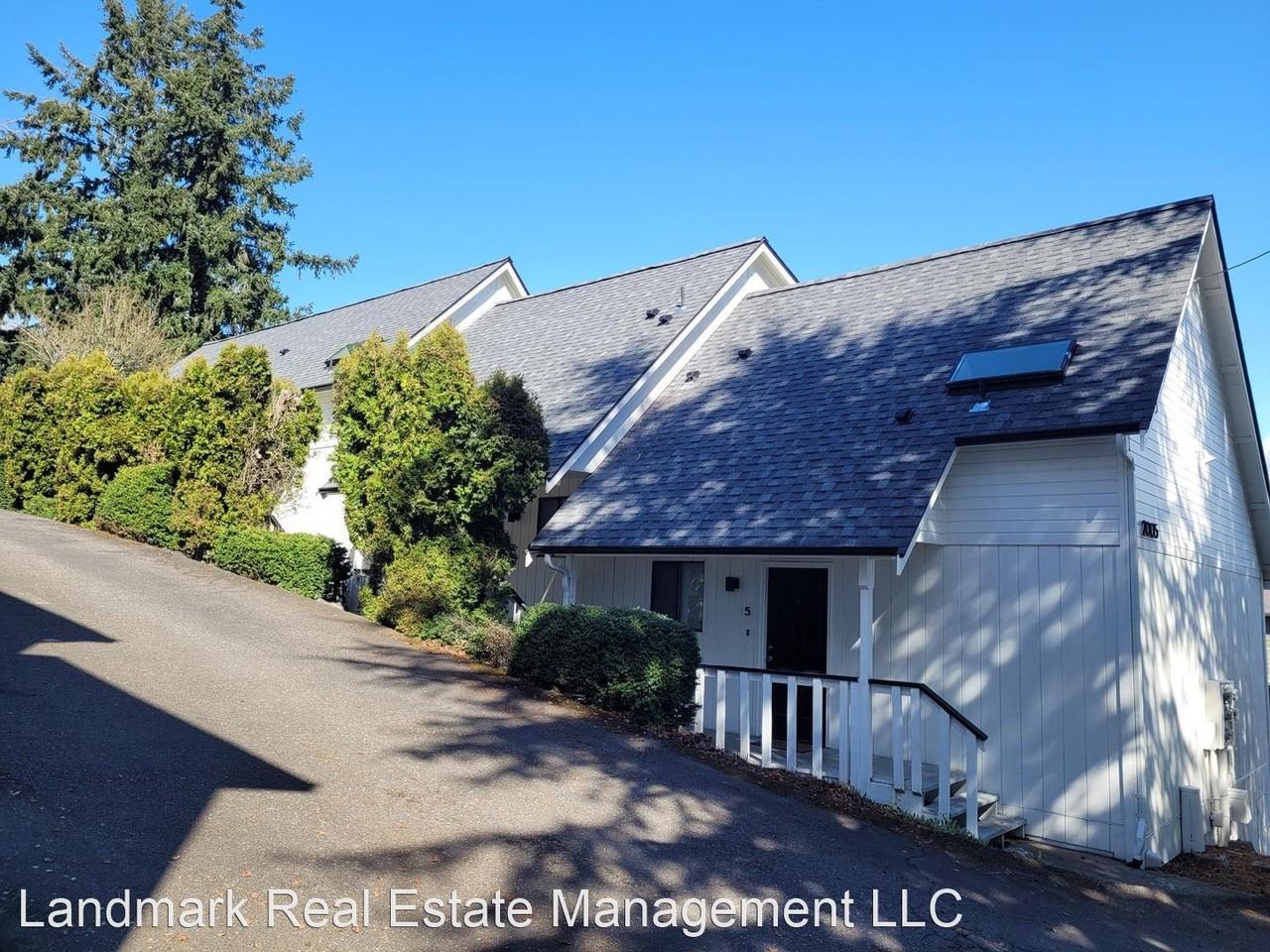 2005 Knox Avenue - Photo 3 of 13