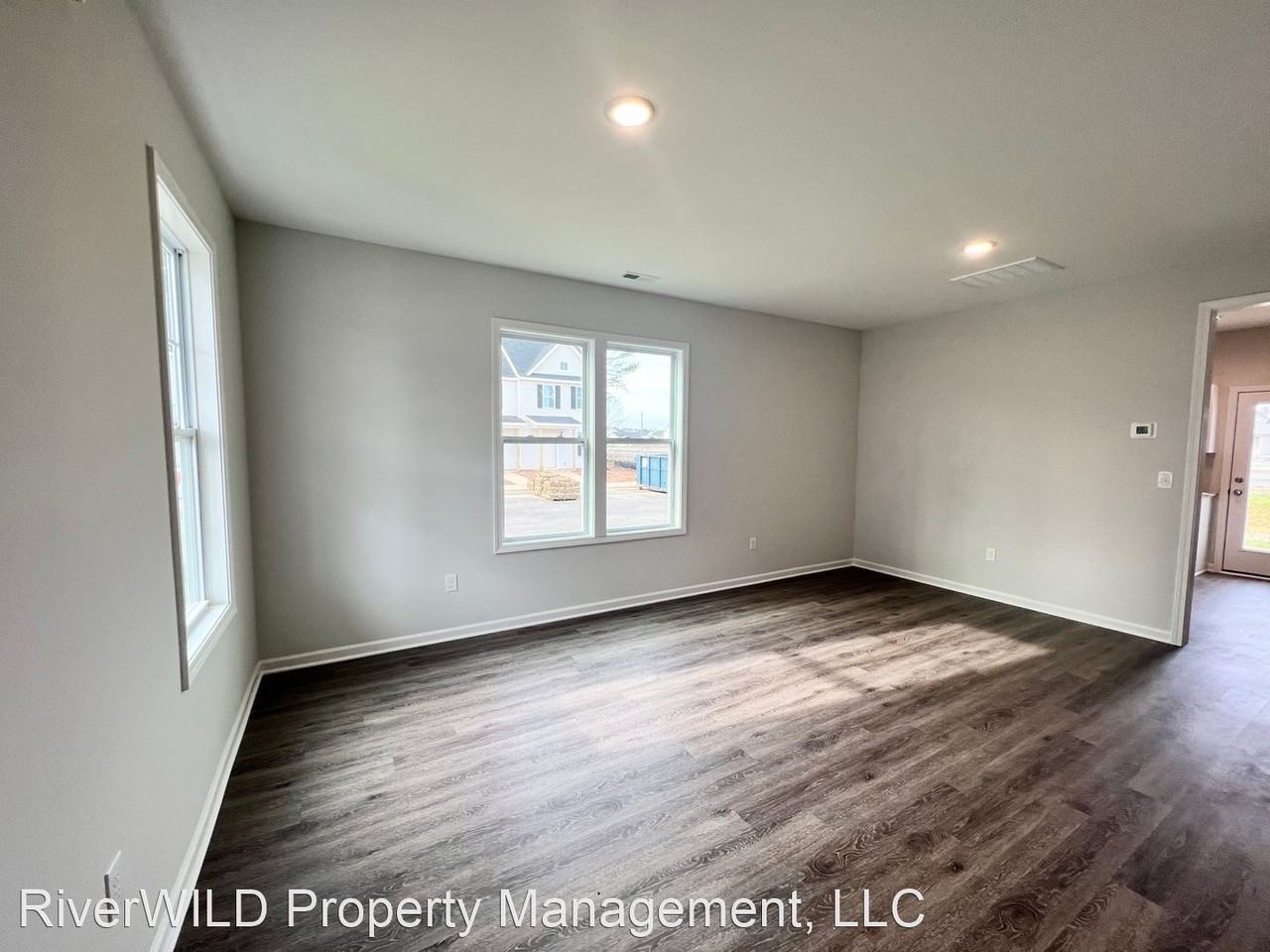 113 W Jessamine Ct - Photo 2 of 13