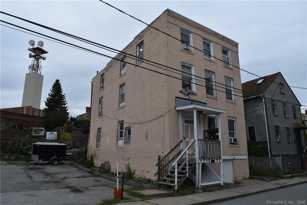 97 Green St Unit 4  