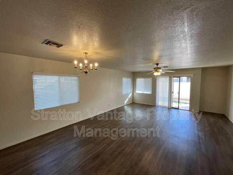 2643 S 84th Gln - Photo 6 of 23