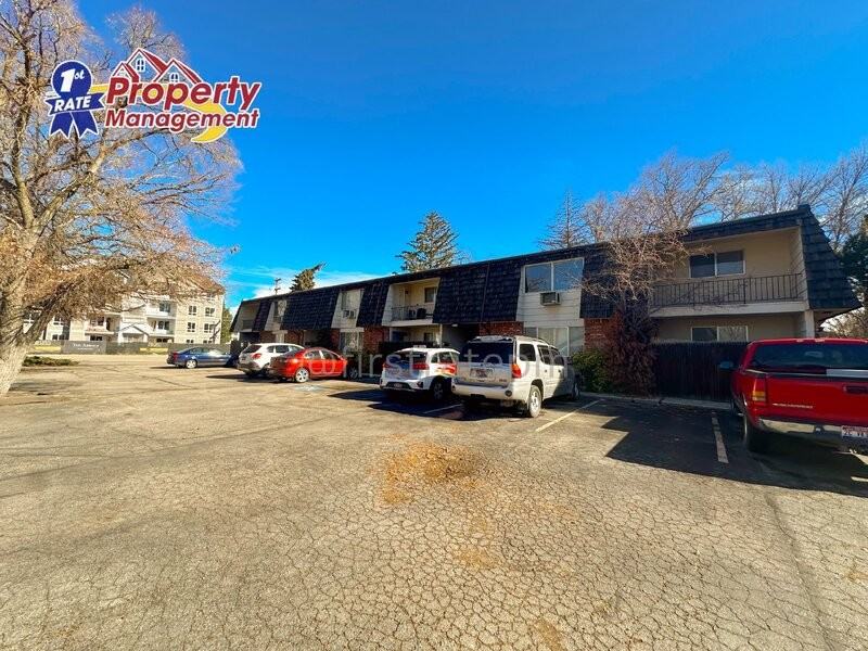 5575 W Franklin Rd #8