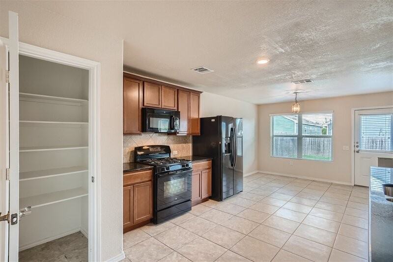 7112 Razors Edge Dr - Photo 2 of 27