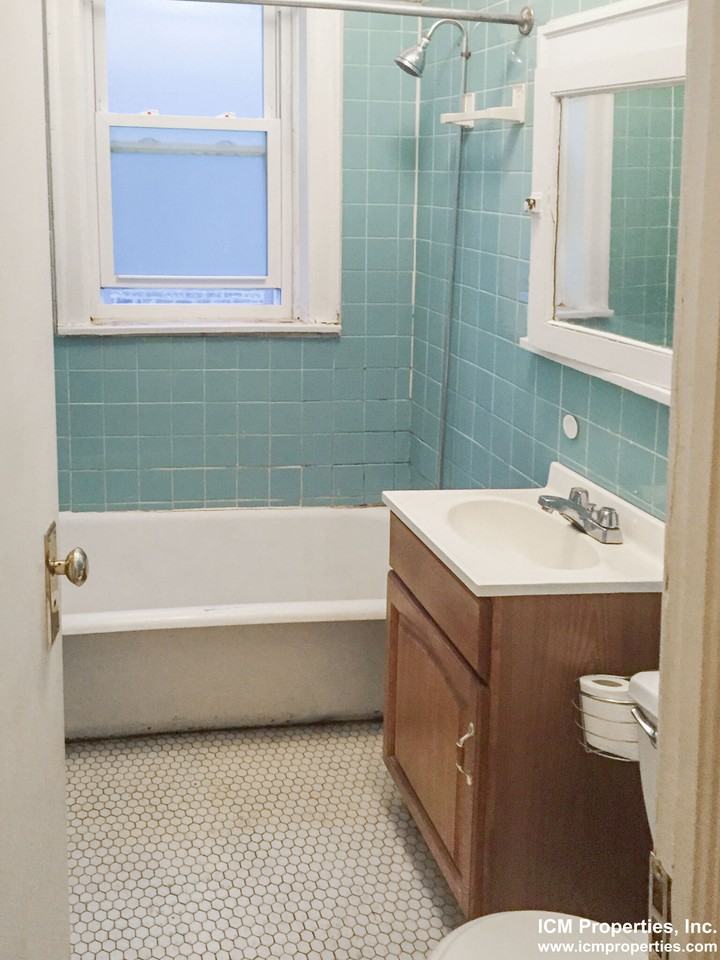 2000 W Foster Ave #2010-1D - Photo 4 of 13