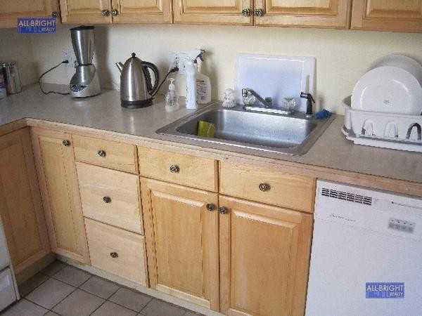 198 Green St #3 - Photo 6 of 15