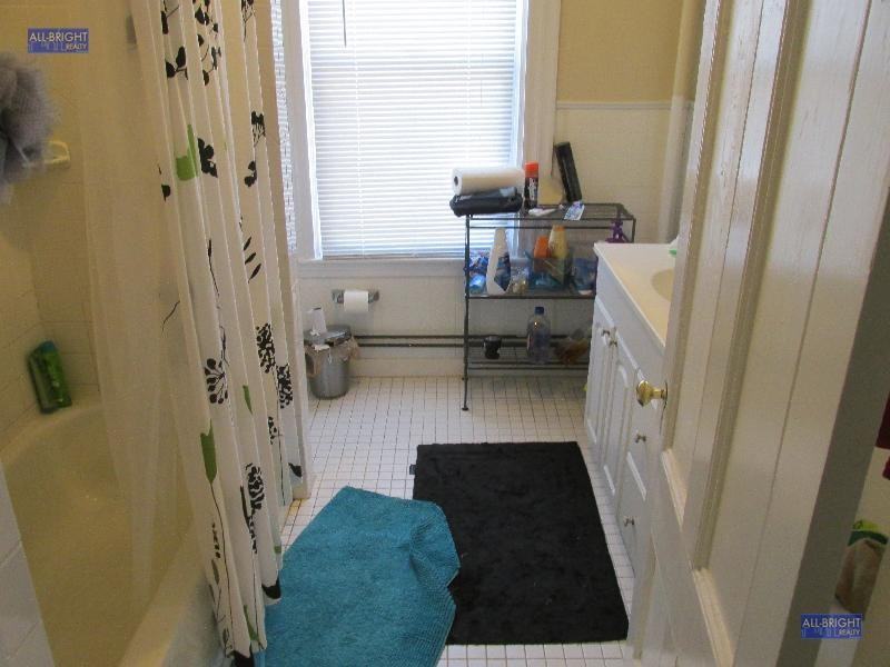 198 Green St #3 - Photo 7 of 15