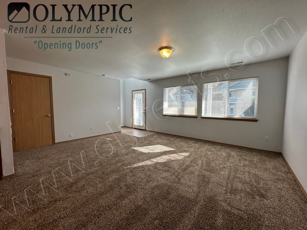 4866 43rd Ln Se - Photo 2 of 25
