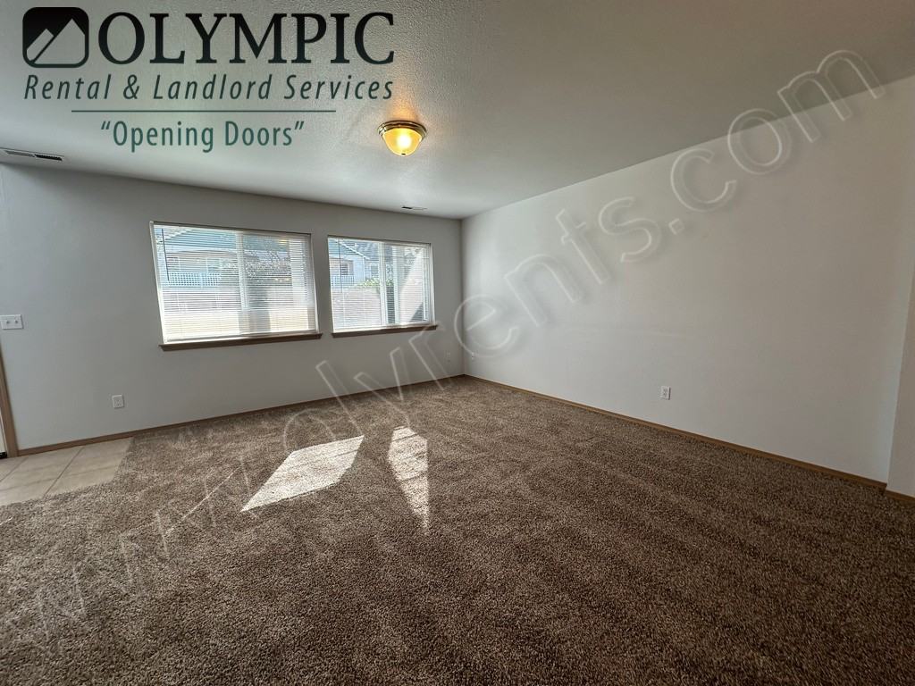 4866 43rd Ln Se - Photo 3 of 25