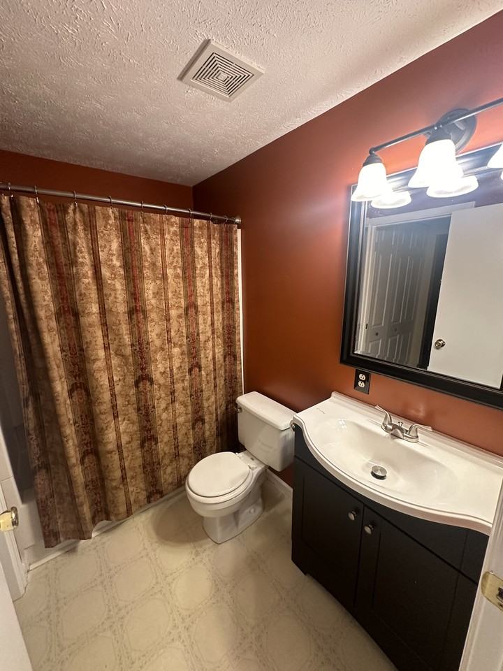 524 Timber Trl - Photo 3 of 14