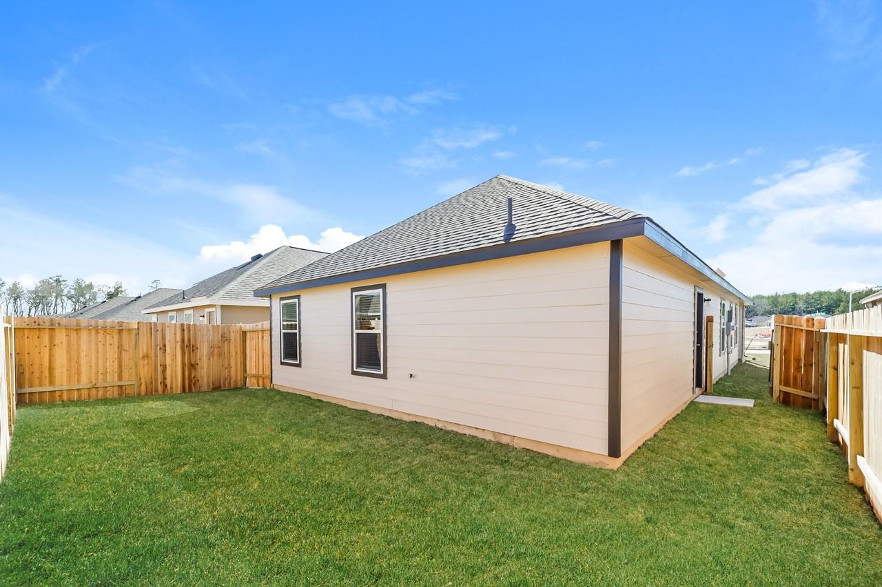 22275 Red Knot Run - Photo 3 of 11