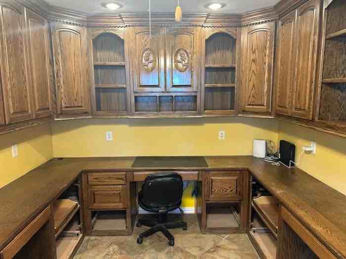 285 Vernon St - Photo 2 of 27