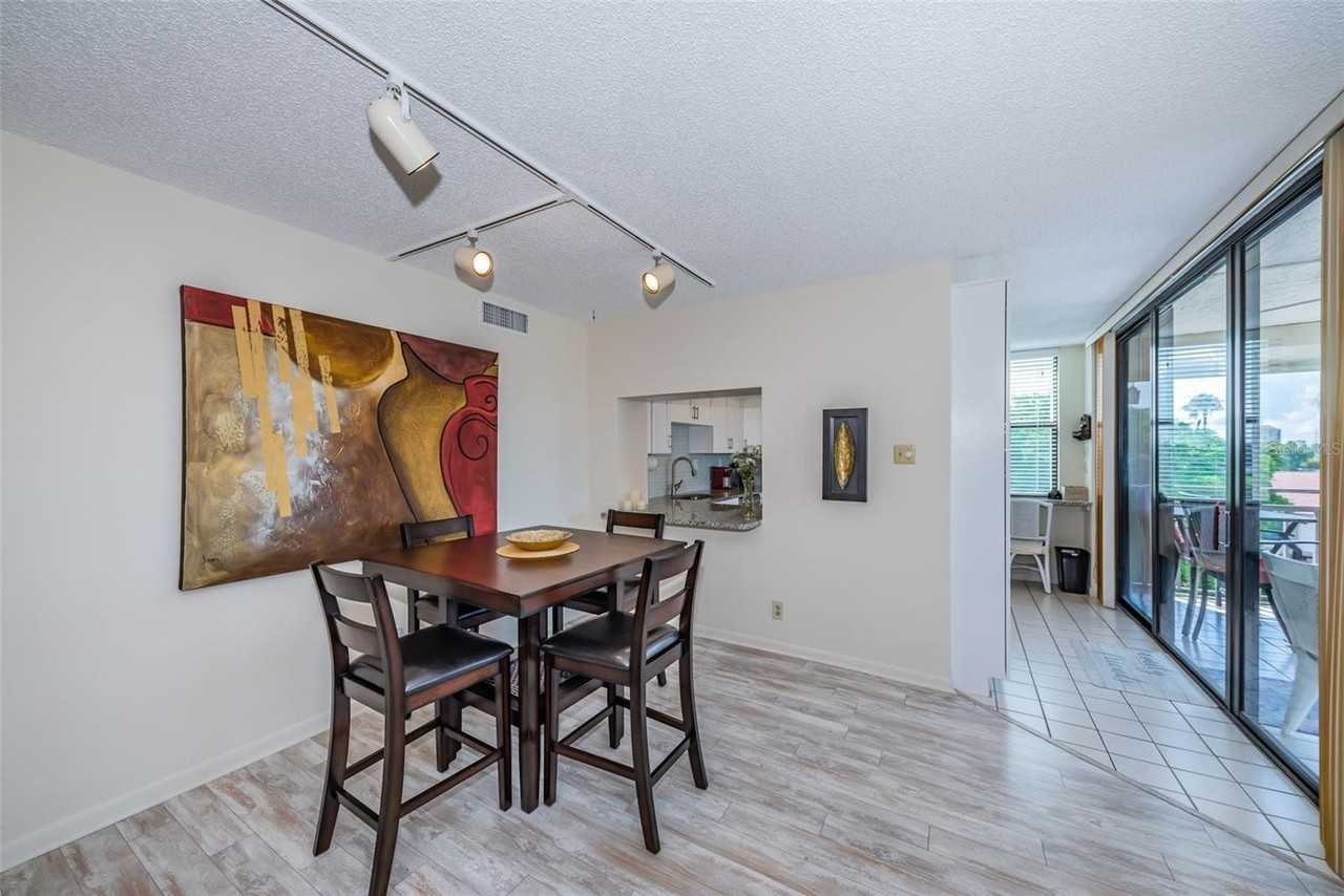 6145 Sun Boulevard #404 - Photo 6 of 21