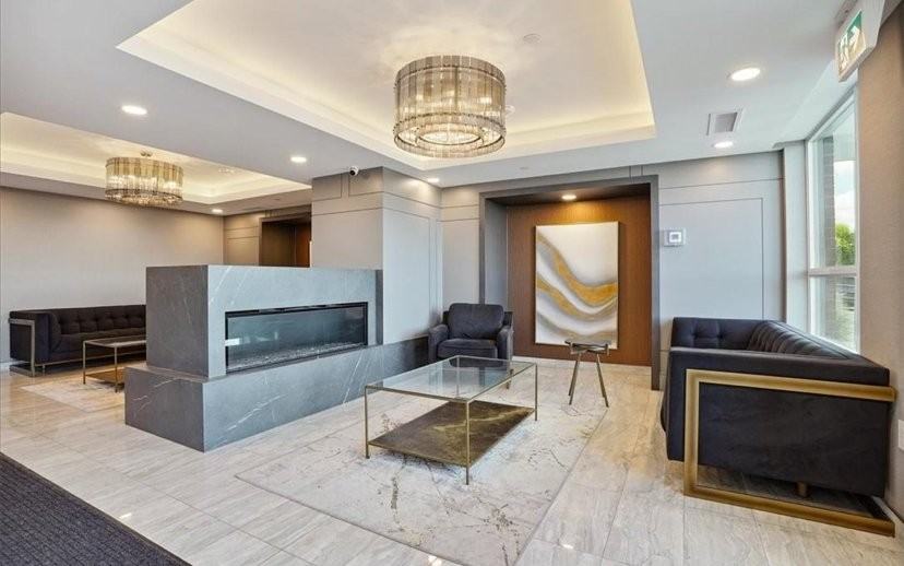 5083 Greenlane #1 - Photo 2 of 10