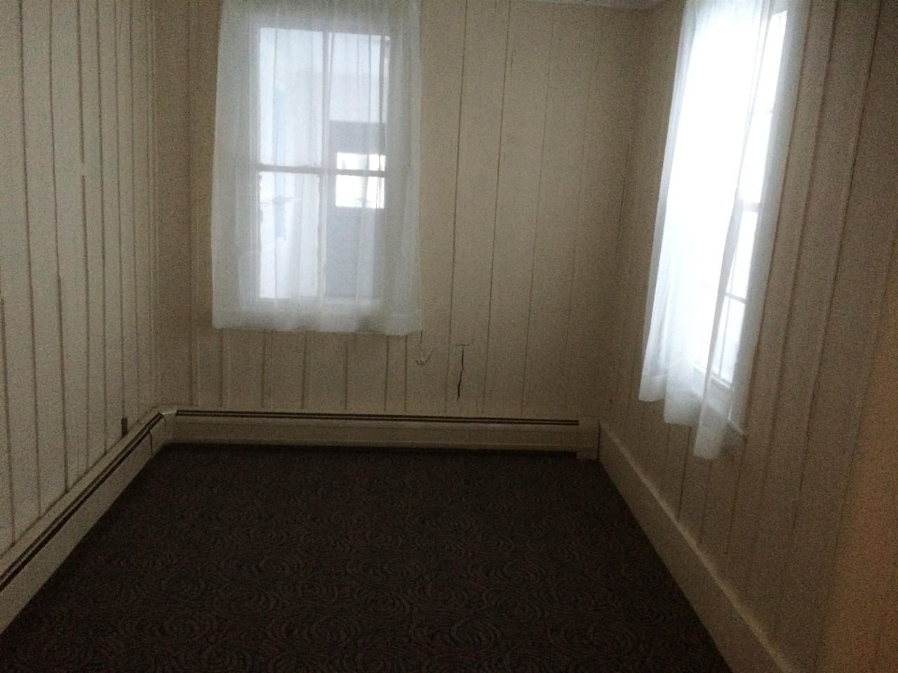 10 Shaw St #1 - Photo 6 of 11