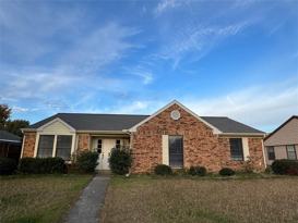 884 Bitternut Dr  