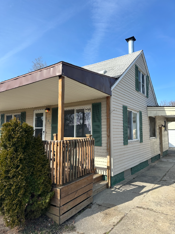1459 Donovan St - Photo 2 of 10