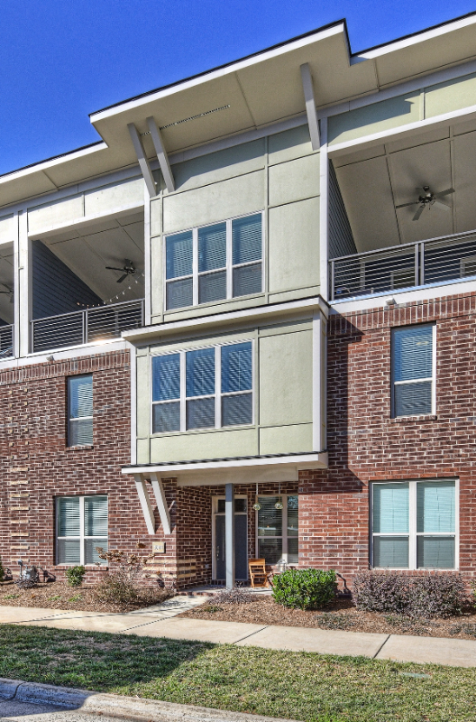 3543 Spencer St - Photo 3 of 35