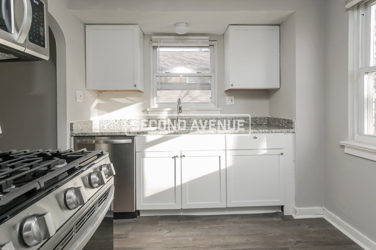 610 Churchill Ave - Photo 6 of 19