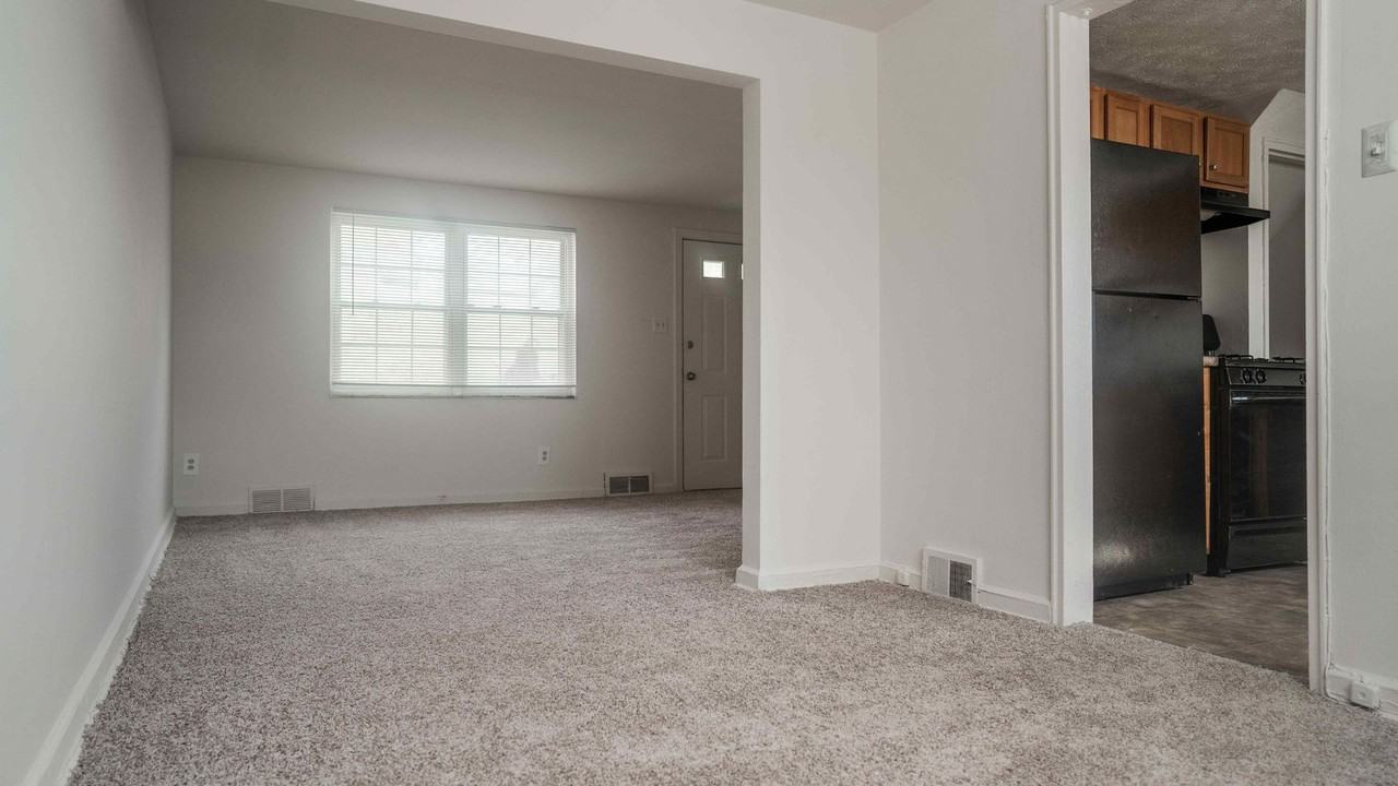 Ross View Heights - Photo 7 of 50