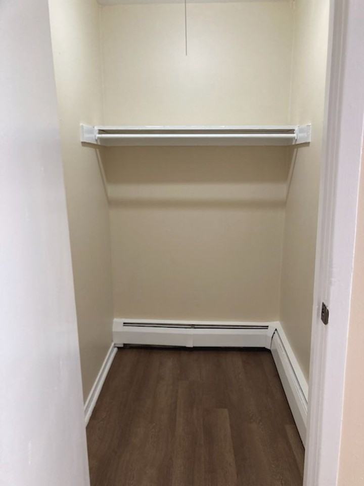 Morris Apartments - Photo 4 of 8