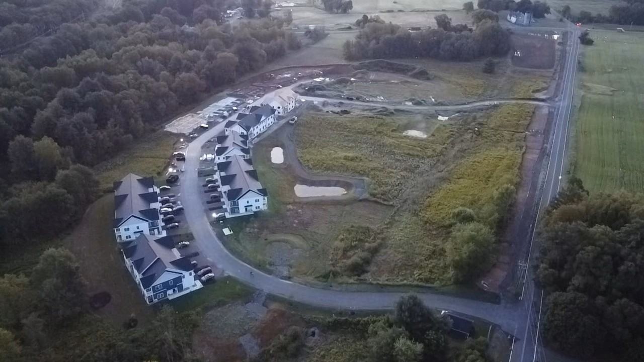 The Residence at Wemple Road - Photo 6 of 31