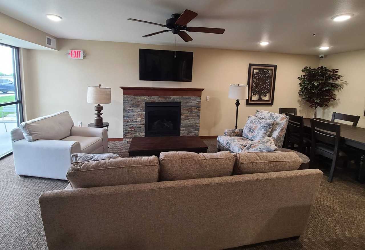 Highfield Apartments 5 - Photo 4 of 10