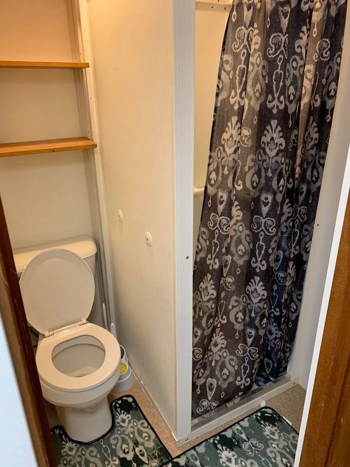 605 8th Ave SW - Photo 2 of 10