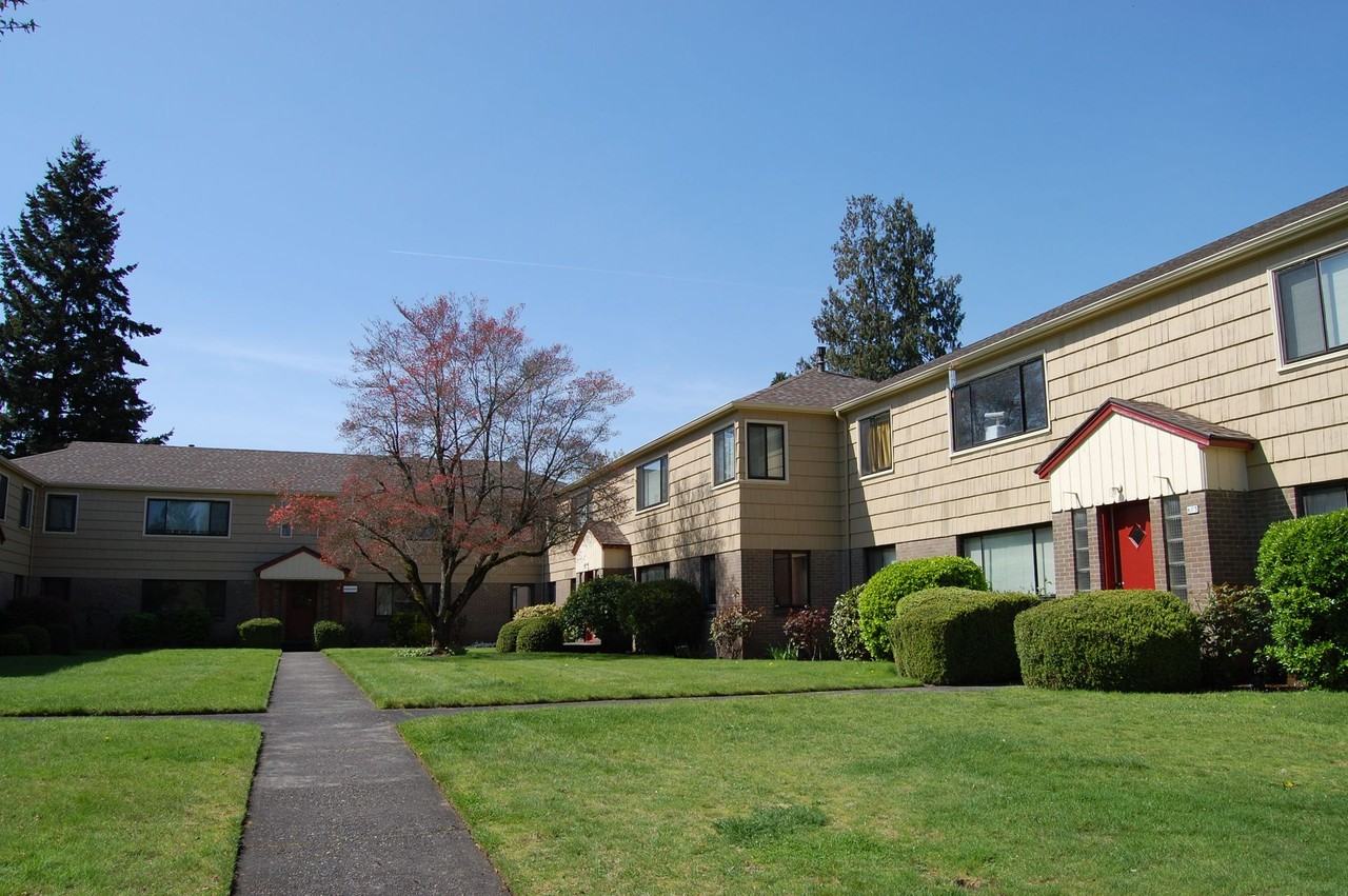 Laurel Park - Photo 2 of 3