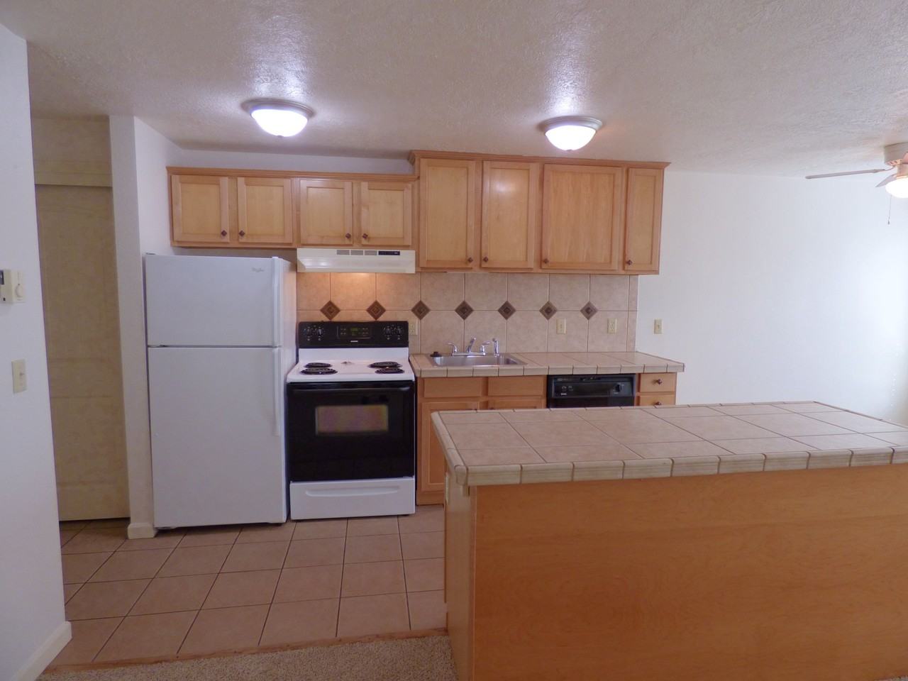 Meadowview Apartments - Photo 4 of 15