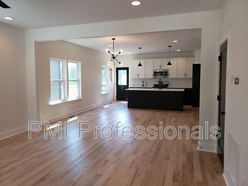 215 Eisenhower Dr #A - Photo 4 of 13