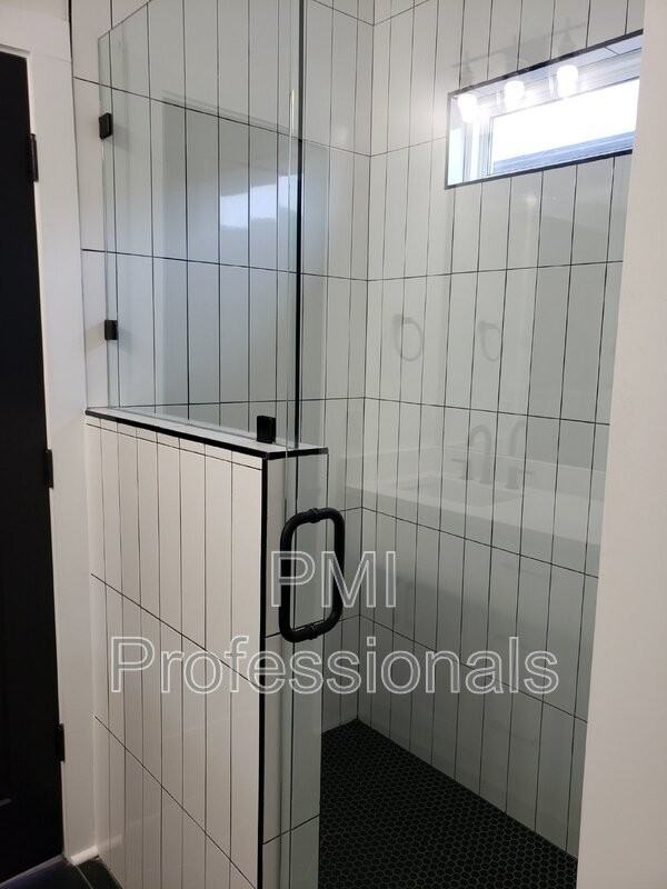 215 Eisenhower Dr #A - Photo 6 of 13
