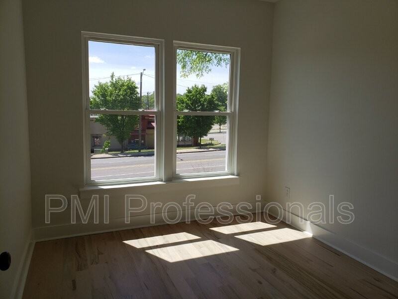 215 Eisenhower Dr #A - Photo 7 of 13