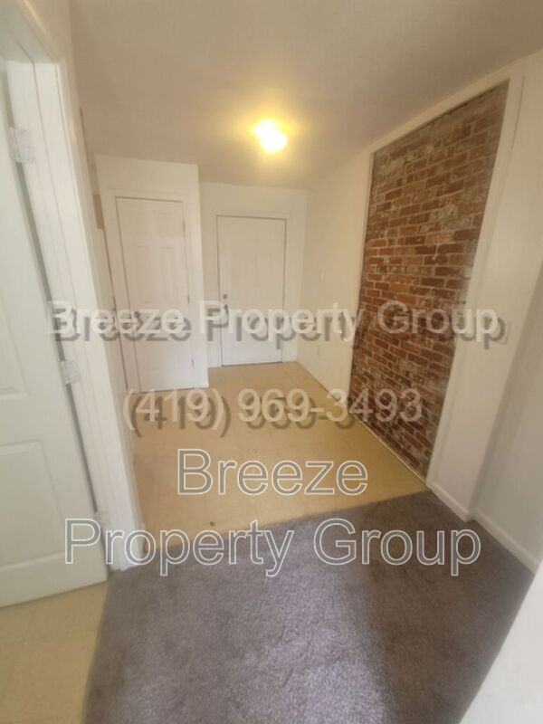 521 Hope St - Photo 4 of 14