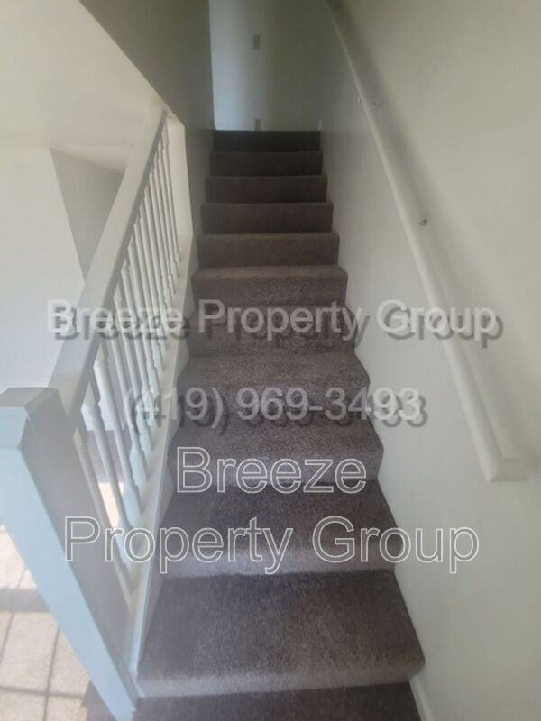 521 Hope St - Photo 5 of 14