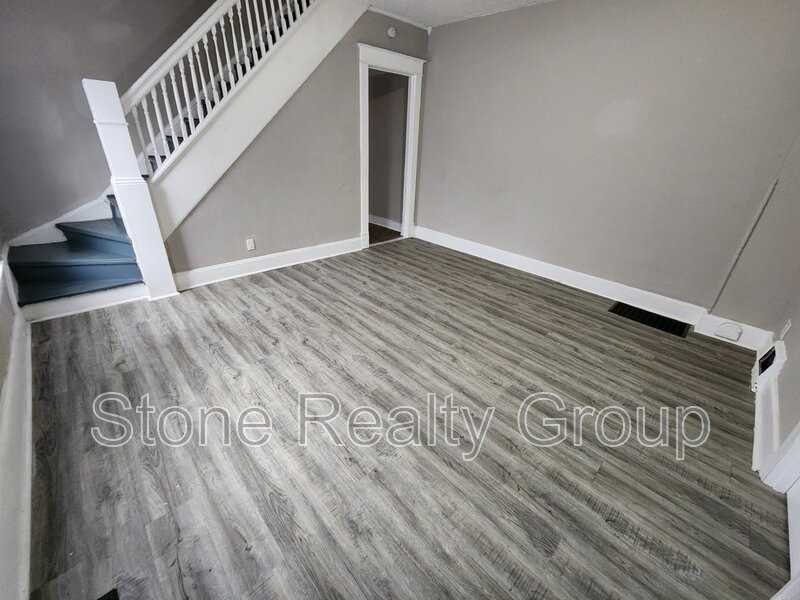 1110 N 9th St - Photo 2 of 10