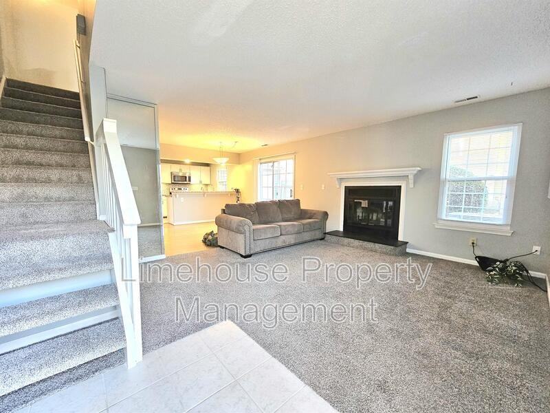 435 Chatterton Dr - Photo 2 of 16