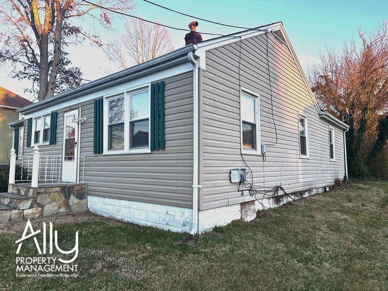 307 Stonewall Ave - Photo 2 of 13