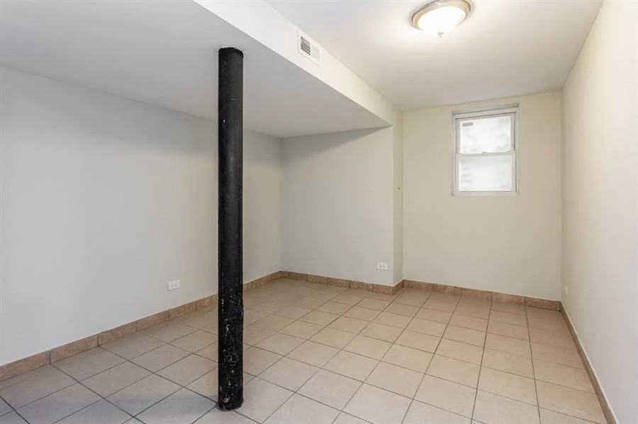 1209 Madison/1210 Hyde Park - Photo 5 of 35