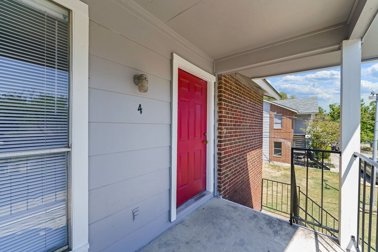 Bremen Road - 3607, Unit 4 - Photo 2 of 25