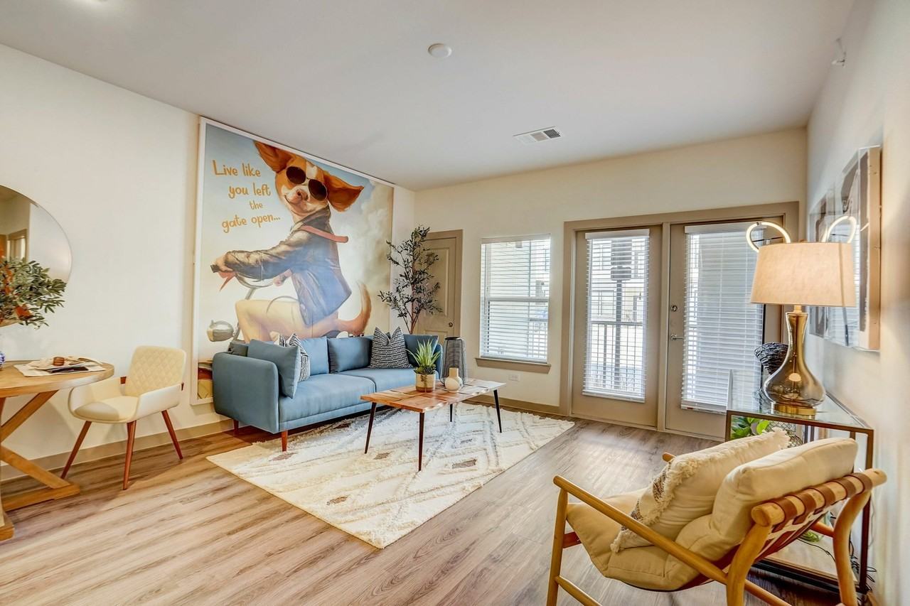 The Vic at Jordan Ranch - Photo 2 of 37