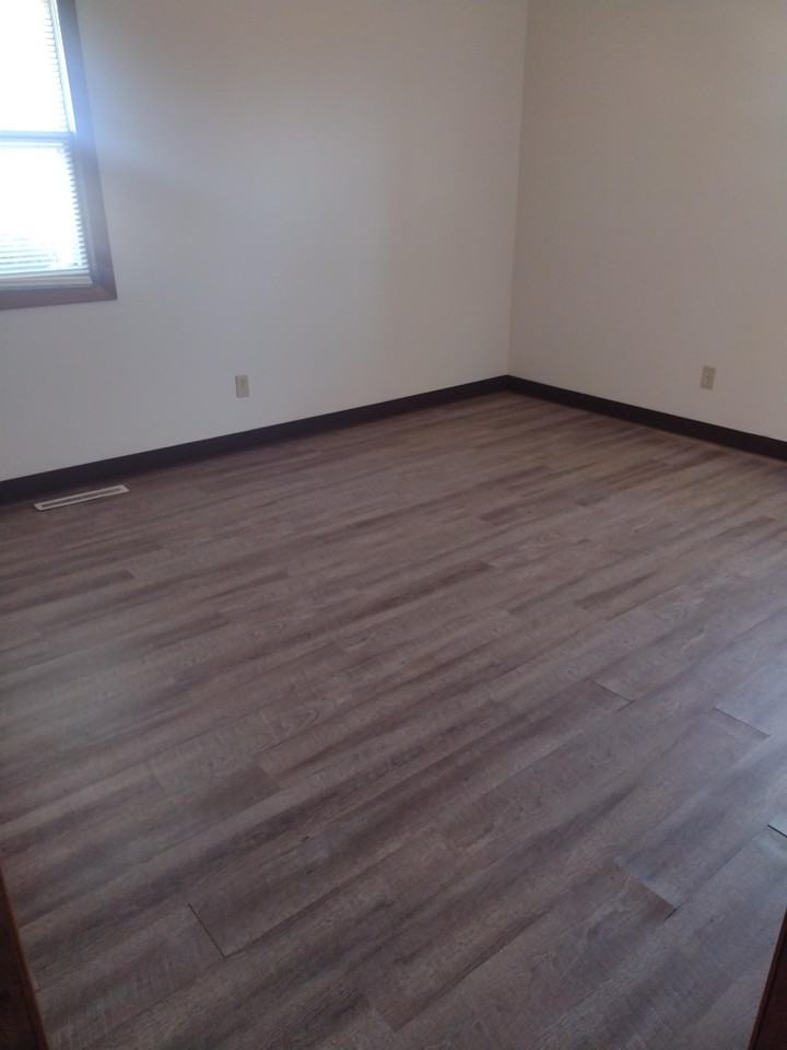 1023/1025 35th Place - 1023 #1023 - Photo 2 of 12