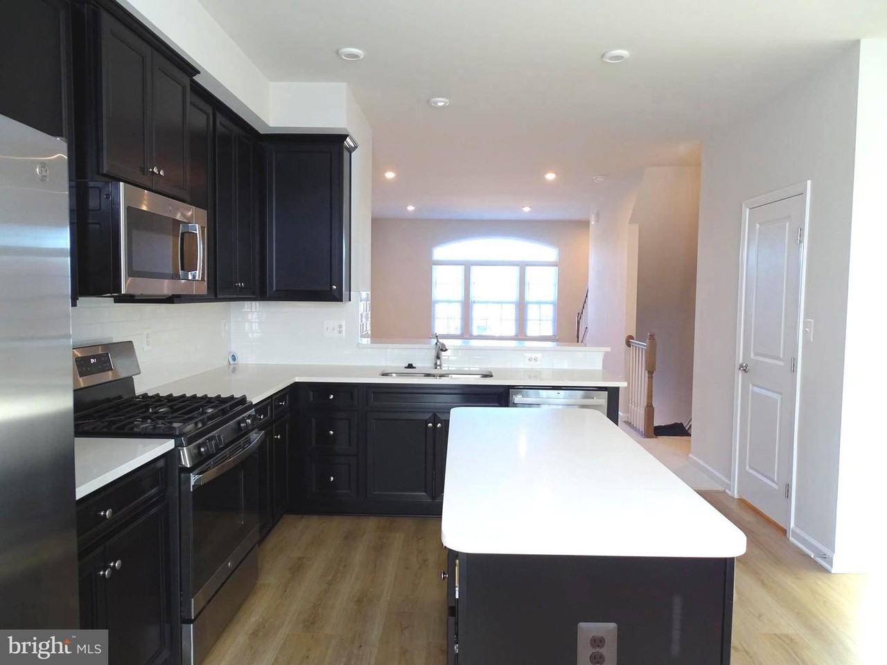 1024 Trestle Dr #1 - Photo 2 of 27