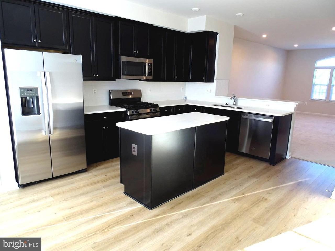 1024 Trestle Dr #1 - Photo 4 of 27